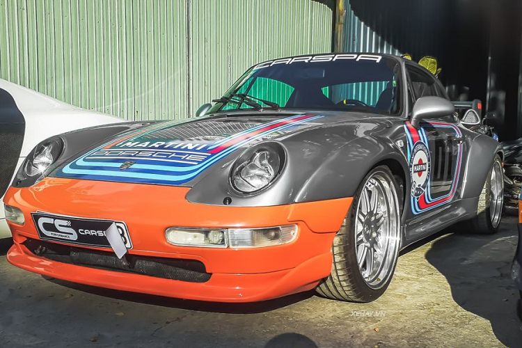 Do sự “hiếm có” của chiếc xe nên không có gì ngạc nhiên khi nó là một trong những đối tượng săn lùng yêu thích của các nhà sưu tập Porsche và họ luôn sẵn sàng trả mức giá hơn 1 triệu USD để có được nó.