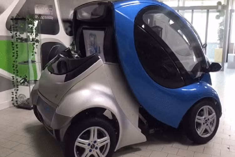 NTD Energy có kế hoạch sản xuất ba phiên bản của kiểu ôtô gập gọn, gồm một chiếc mui trần, một xe hai chỗ, và một xe tải nhỏ chở hàng