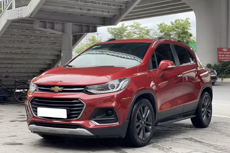 Hầu hết các mẫu xe kể trên đều có giá bán trong khoảng 600-700 triệu đồng, tương đối cao. Với các khách hàng đang muốn đổi từ xe hạng A lên các mẫu xe gầm cao, lựa chọn các mẫu xe cũ điển hình là Chevrolet Trax là lựa chọn đáng để cân nhắc.