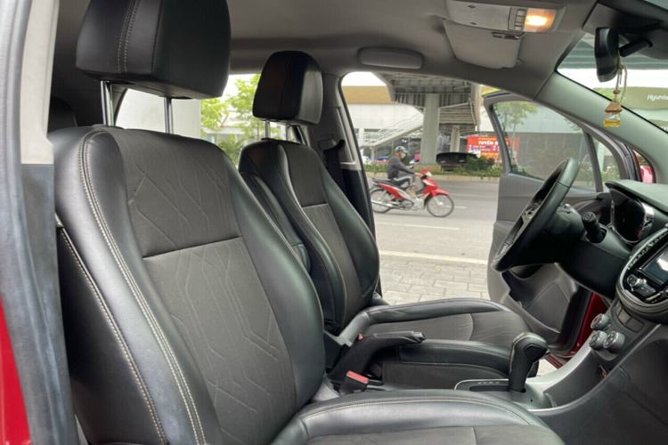 Chevrolet Trax 2017 không ghi điểm ở những chi tiết cao cấp, thiết kế bắt mắt, hiện đại nhưng về khả năng an toàn, các hệ thống bảo vệ người lái, xe không hề thua kém bất cứ mẫu xe nào tầm giá 400-600 triệu hiện nay.