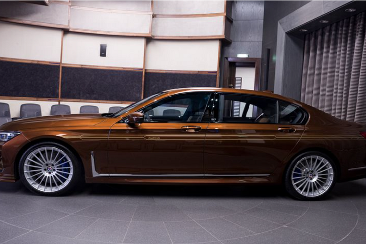 Trong hơn 50 năm qua, Alpina đã chứng minh được thực lực của mình bằng cách mang đến những chiếc xe chất lượng được hoàn thiện tỉ mỉ đến từng chi tiết. Tập đoàn BMW cũng có niềm đam mê tương tự, và đó là lý do BMW quyết định sáp nhập với Alpina.