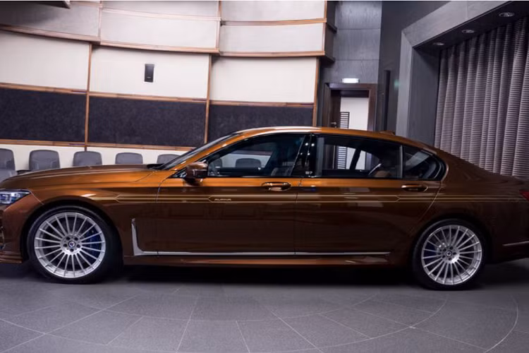 Trong hơn 50 năm qua, Alpina đã chứng minh được thực lực của mình bằng cách mang đến những chiếc xe chất lượng được hoàn thiện tỉ mỉ đến từng chi tiết. Tập đoàn BMW cũng có niềm đam mê tương tự, và đó là lý do BMW quyết định sáp nhập với Alpina.