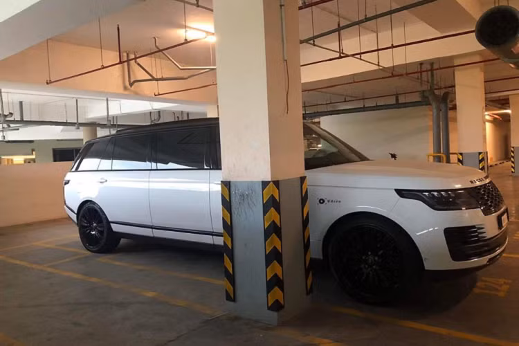 Chúng ta thường biết đến thương hiệu Klassen Luxury trong vai trò một công ty chuyên chuyển đổi những chiếc Mercedes-Benz và Maybach từ sang trọng trở thành… siêu sang trọng và an toàn.