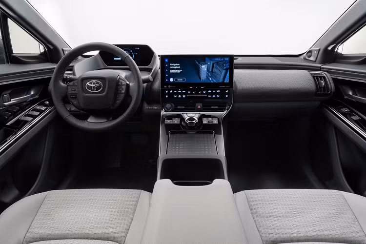 Vào hồi tháng 1 đầu năm nay, ông Noriaki Yamashita, chủ tịch Toyota Thái Lan, cho biết: "Chúng tôi sẽ nghiên cứu việc nội địa hóa để biến Thái Lan thành trung tâm sản xuất nhiều mẫu ô tô điện của Toyota". Điều này ám chỉ việc Toyota bZ4X có thể được sản xuất tại Thái Lan và xuất khẩu sang những thị trường lân cận. bZ4X là sản phẩm hợp tác giữa hai hãng xe Nhật Bản là Toyota và Subaru. Vì vậy, Toyota bZ4X cũng có phiên bản mang thương hiệu Subaru, đó là Solterra.