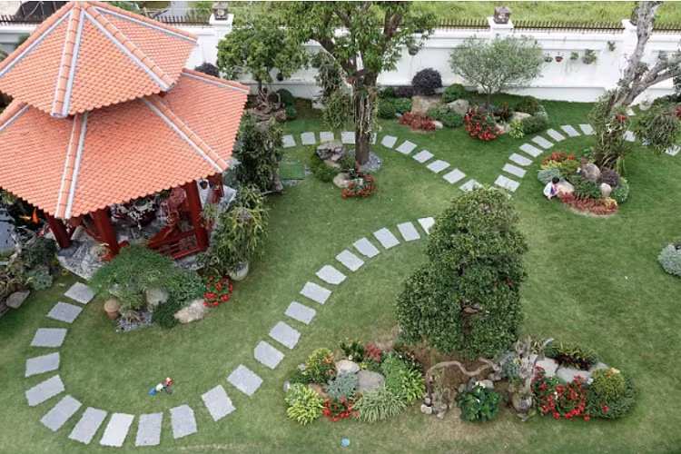 Choang ngop biet thu hoa lan “Nam Canh Trang” rong 1000m2 cua dai gia Bac Ninh-Hinh-4