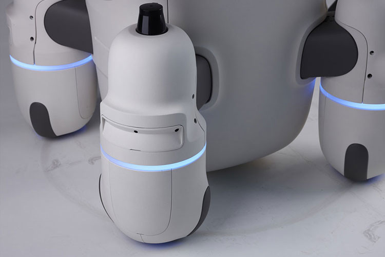 Robot này kết hợp hệ thống lái thông minh, phanh, truyền động điện tại các bánh và phần cứng treo. Nó cũng dùng cảm biến LiDAR và camera để điều hướng di chuyển và tránh các vật cản.