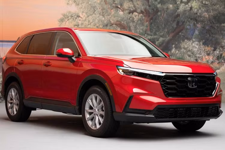 Ly do Honda CR-V 2023 gia tang manh, tu 744 trieu dong tai My?