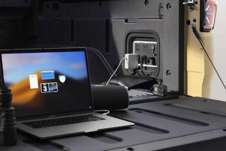 Về kiểu dáng, Radar RD6 giống với Geely Haoyue SUV (được bán với tên gọi Okavango ở thị trường nước ngoài) khá nhiều, bao gồm cả ngoại thất (ngoại trừ rõ ràng là giường chở hàng) và nội thất, gần như giống hệt nhau. Điều này cho thấy Geely đã đi tắt đón đầu để đưa RD6 ra thị trường sớm hơn, nhằm có doanh số ấn tượng.