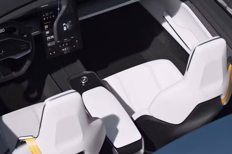 Nó là “chiếc xe anh hùng cho thương hiệu của chúng tôi”, CEO Thomas Ingenlath giải thích, một chiếc xe mang đến cái nhìn trước cho những gì có thể đạt được với thiết kế và bí quyết công nghệ mà Polestar đang có.