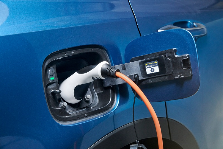 Tại thị trường Indonesia, giá xe Kia Sorento Hybrid 2023 có mức khởi điểm quy đổi từ khoảng 1,52 tỷ đồng.