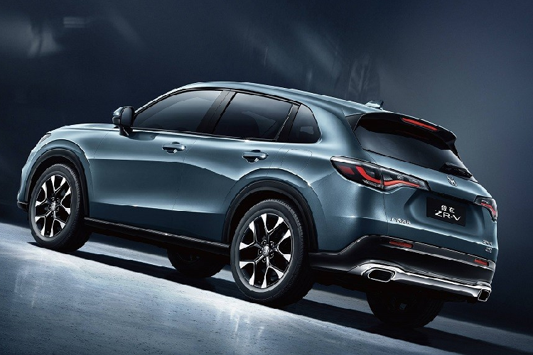 Đáng tiếc là thông tin về động cơ và giá xe Honda ZR-V 2022 vẫn chưa được hé lộ. Rất có thể xe sẽ được trang bị động cơ xăng 4 xi-lanh, tăng áp, dung tích 1.5L và hộp số CVT lấy từ Honda Civic 2022.