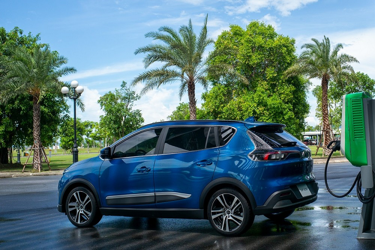 Ly do khong nen sac day pin xe oto dien den 100%?-Hinh-3