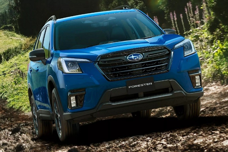 Nhằm kỷ niệm 50 năm ra đời những mẫu xe dùng hệ dẫn động 4 bánh toàn thời gian của mình, hãng Subaru đã vén màn phiên bản đặc biệt mới của Forester ở thị trường nội địa Nhật Bản. Được gọi bằng cái tên Subaru Forester XT-Edition 2023 mới, mẫu xe đặc biệt này chỉ thay đổi nhẹ trong thiết kế và trang bị.