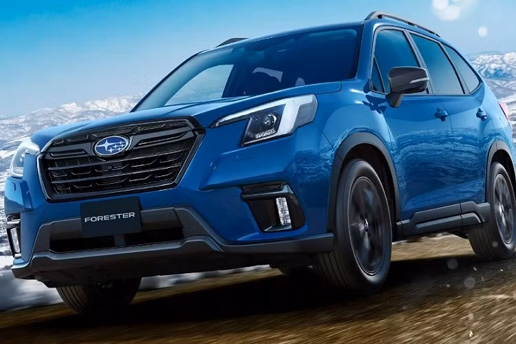 Được phát triển dựa trên Subaru Forester bản Sport hiện đang bán tại Nhật Bản, Forester XT-Edition tạo sự khác biệt bằng màu sơn ngoại thất là xanh dương Geyser Blue. Đây là lần đầu tiên dòng SUV cỡ C của Subaru tại thị trường Nhật Bản có màu sơn này. Ngoài ra, Subaru Forester 2023 bản đặc biệt còn có những tùy chọn màu sơn khác như trắng, xám và đen.