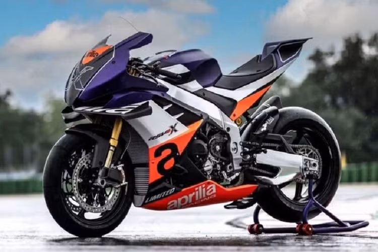 Được chính bộ phận xe đua Noale Racing Department sản xuất với số lượng giới hạn chỉ 100 chiếc, Aprilia RSV4 XTrenta 2022 đặc biệt sử dụng những công nghệ có trên siêu môtô đua Aprilia RS-GP.