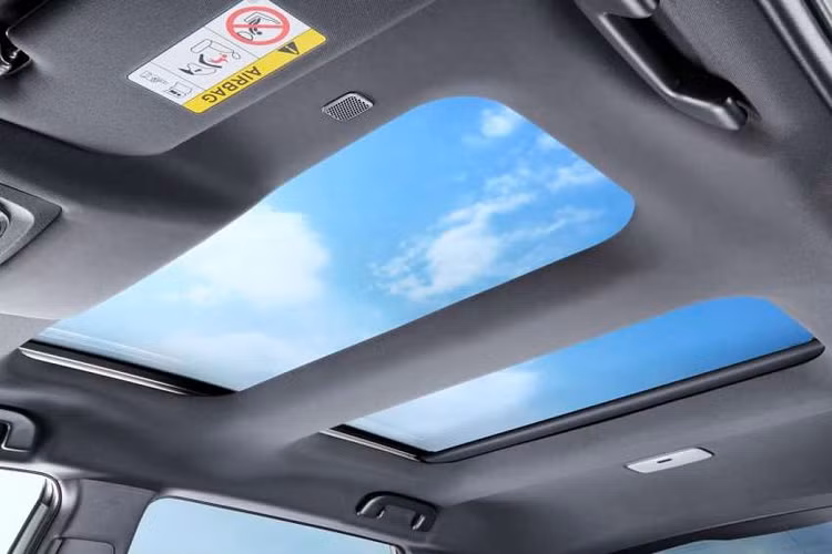 Hiện Toyota vẫn chưa hé lộ chi phí thay ắc quy điện trên bZ4X. Mức giá xe Toyota bZ4X 2023 trung bình hiện nay trên thị trường rơi vào khoảng 13.000 - 15.000 USD (khoảng 298 – 344 triệu đồng).