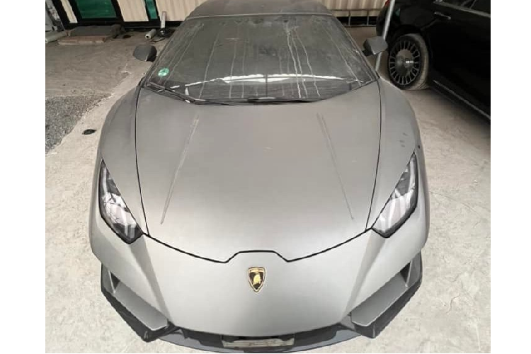 Số lượng siêu xe Lamborghini Huracan tại Việt Nam ước tính trên 16 xe đang lăn bánh nhưng chỉ có duy nhất một chiếc siêu xe Lamborghini Huracan EVO được mang về nước vào năm ngoái và hiện vẫn chưa rõ là đã có chủ nhân hay chưa. 