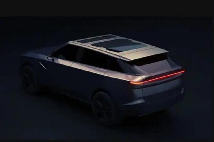 Về trang bị an toàn, xe có tính năng phanh khẩn cấp tự động sẽ được bổ sung thông qua một bản cập nhật trong tương lai. Ngoài ra, mẫu xe này sẽ không đi kèm với bất kỳ tính năng hỗ trợ lái xe nâng cao nào. 