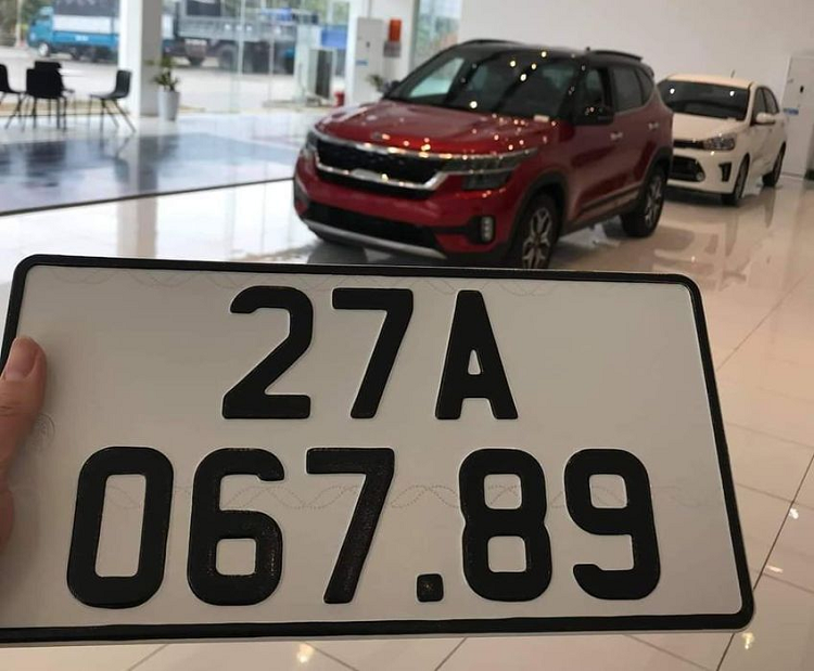 Khong chuyen nhuong, tang, thua ke bien so oto trung dau gia-Hinh-2