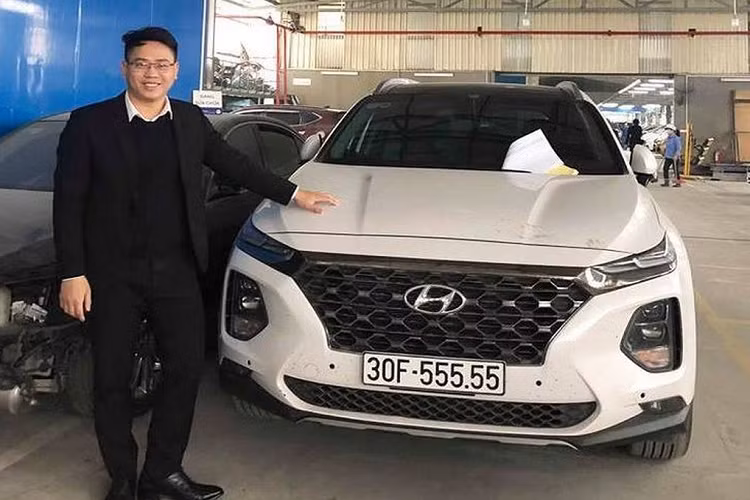 Trước đó vào hồi năm 2019, một chiếc Hyundai SantaFe có đầu biển số Hà Nội cũng trúng biển ngũ quý 5 từng gây sốt cộng đồng mạng. Theo quan niệm phương Đông, số 5 nghĩa là số "sinh" trong sinh sôi, mang hàm ý phát triển mạnh mẽ. Bên cạnh đó số 5 là con số trọng tâm, con số của đời người, tượng trưng cho danh dự, uy lực, và quyền lực. Ngoài ra, số 5 còn tượng trưng cho Ngũ hành bao gồm Kim, Mộc, Thủy, Hỏa, Thổ...