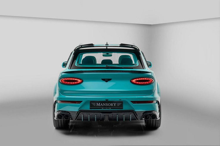 Giá xe Bentayga Feroza Edition hiện vẫn chưa được Masory tiết lộ nhưng chắc chắn rằng, với những trang bị trên thì nó sẽ có giá không hề rẻ.