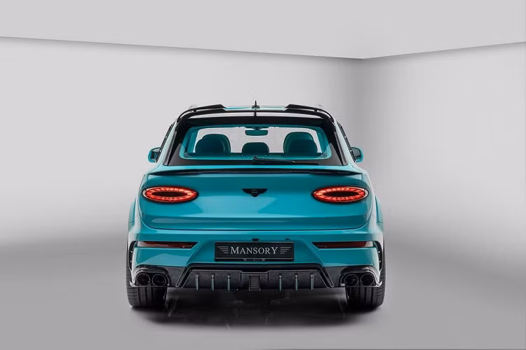 Giá xe Bentayga Feroza Edition hiện vẫn chưa được Masory tiết lộ nhưng chắc chắn rằng, với những trang bị trên thì nó sẽ có giá không hề rẻ.