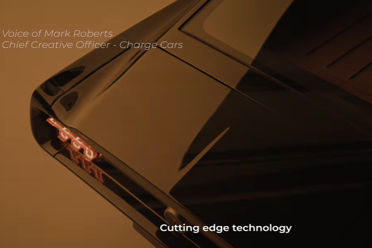 Dựa trên kiểu dáng của Ford Mustang Fastback đời 1967, Electric Mustang by Charge không phải là một chiếc xe phục chế kiêm độ thông thường. Công ty nhấn mạnh rằng đây không phải là một chiếc xe cổ điển được phục chế và chuyển đổi đơn thuần, mà là một "chiếc Mustang chạy điện hoàn toàn mới, được định nghĩa lại hoàn toàn".