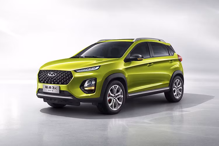 Vào hồi tháng 5 năm nay, hãng Chery mới tung ra Tiggo 3x 2022 ở thị trường Trung Quốc. Do đó, phiên bản nâng cấp của mẫu SUV hạng B này dự kiến sẽ chưa thể ra mắt ngay trong tương lai gần. Nếu về Việt Nam, Chery Tiggo 3x sẽ là đối thủ của Honda HR-V, Kia Seltos, MG ZS và Hyundai Creta.