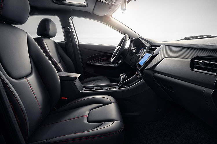 . Tuy nhiên, vì là phiên bản nâng cấp giữa vòng đời nên dự kiến xe sẽ dùng động cơ cũ. Hiện Chery Tiggo 3x đang sử dụng động cơ xăng 4 xi-lanh, hút khí tự nhiên, dung tích 1.5L với công suất tối đa 114 mã lực và mô-men xoắn cực đại 143 Nm. Động cơ kết hợp với hộp số sàn 5 cấp hoặc hộp số CVT.