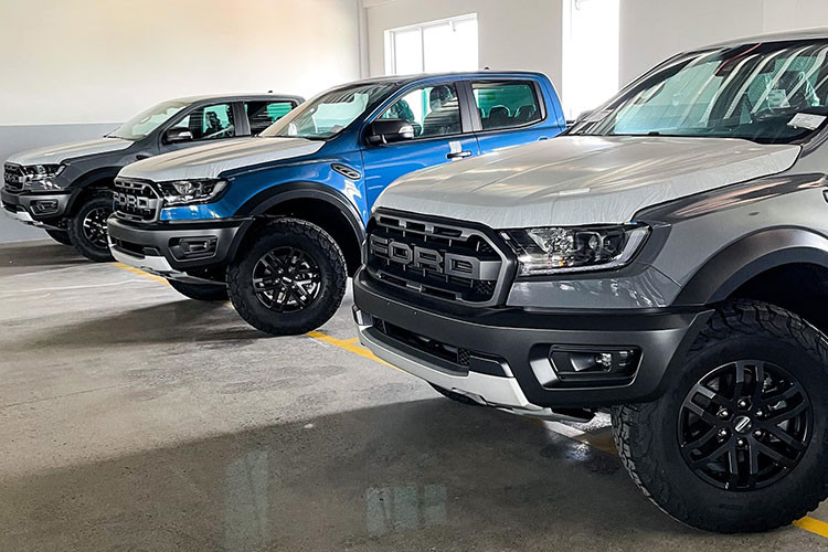 Các biện pháp nhằm đảm bảo rằng xe sẽ được bàn giao đến tay khách hàng đúng hẹn và đúng giá. Nếu không giao xe đúng theo cam kết với khách hàng hay bán chênh giá quá nhiều so với giá niêm yết xe Ford đề ra, đại lý có thể mất toàn bộ số lượng xe mới được phân bổ trong một tháng.