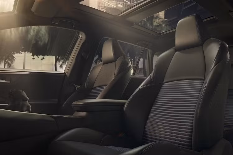 Uu, nhuoc diem cua chat lieu gia da dung de boc ghe oto-Hinh-2