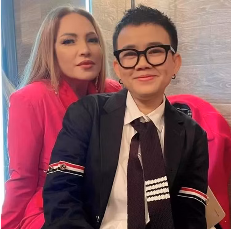 Bi yeu cau hat Me Yeu voi Thanh Ha, Phuong Uyen hoang hot: 'Ac ghe'