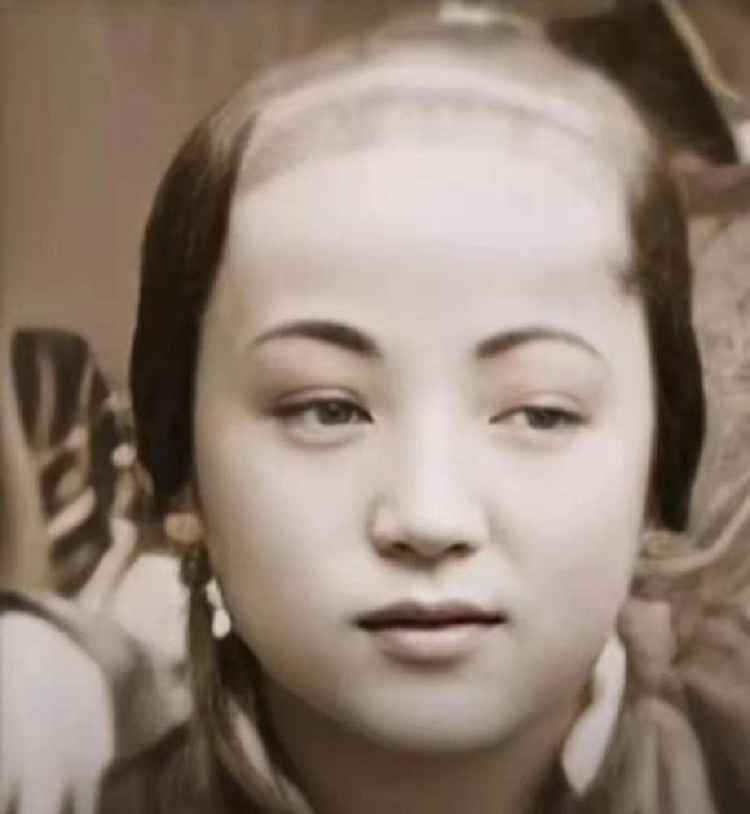 Phu nu thoi nha Thanh de toc nhu the nao?-Hinh-4