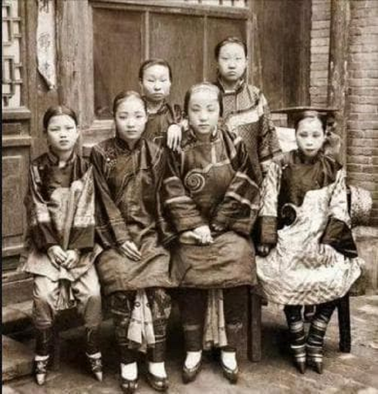 Phu nu thoi nha Thanh de toc nhu the nao?-Hinh-2