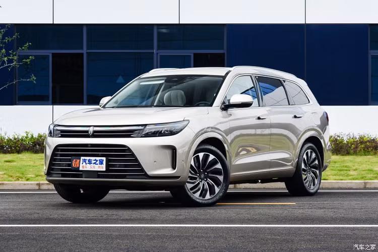 Trung Quốc mặc dù là đất nước đi sau về lĩnh vực ôtô điện nhưng lại có tốc độ phát triển cực nhanh. Các mẫu ôtô như Aito M7 2022 giá rẻ hay những công nghệ mới đã đưa Trung Quốc thành thị trường xe điện lớn nhất thế giới dù không phải là nước tiên phong.