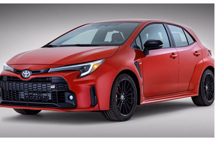 Mới đây, Toyota Nhật Bản cũng áp dụng chương trình hên xui này dành cho các khách hàng đặt mua chiếc xe hatchback hạng C hiệu suất cao của mình là GR Corolla 2023.