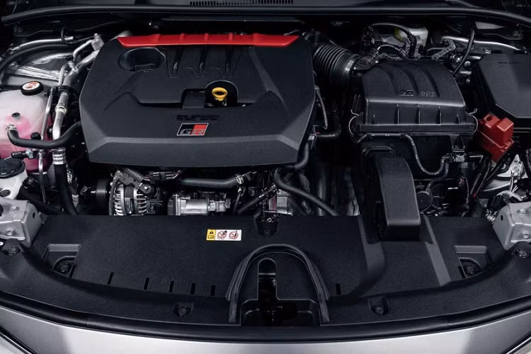 Khách hàng có thể đăng ký mua xe cho đến ngày 18/12, nếu bạn chọn GR Corolla tiêu chuẩn, có thể đăng ký mua trực tuyến cho đến ngày 19/12.Vào ngày 6/1, 70 người may mắn có cơ hội mua GR Corolla Morizo Edition sẽ được công bố.Danh sách 500 khách hàng còn lại được nhận xe tiêu chuẩn sẽ được công bố sau đó một ngày.