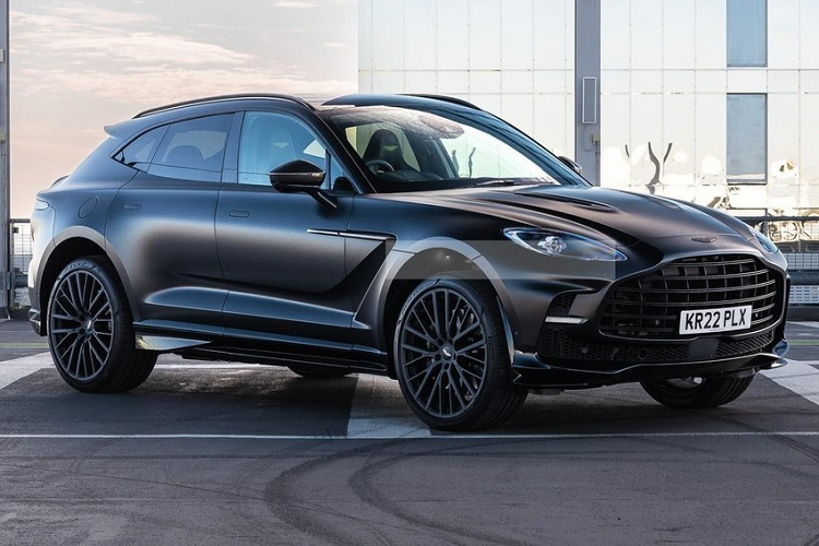 Đến nay, đơn vị chịu trách nhiệm mang chiếc SUV Aston Martin DBX 707 nhanh nhất thế giới về nước cho đại gia chơi xe khủng nhất tại Việt Nam đã có những chia sẻ đầu tiên. Theo đó, tháng 10, giới mê xe trong nước sẽ được chiêm ngưỡng Aston Martin DBX 707 bằng xương bằng thịt.