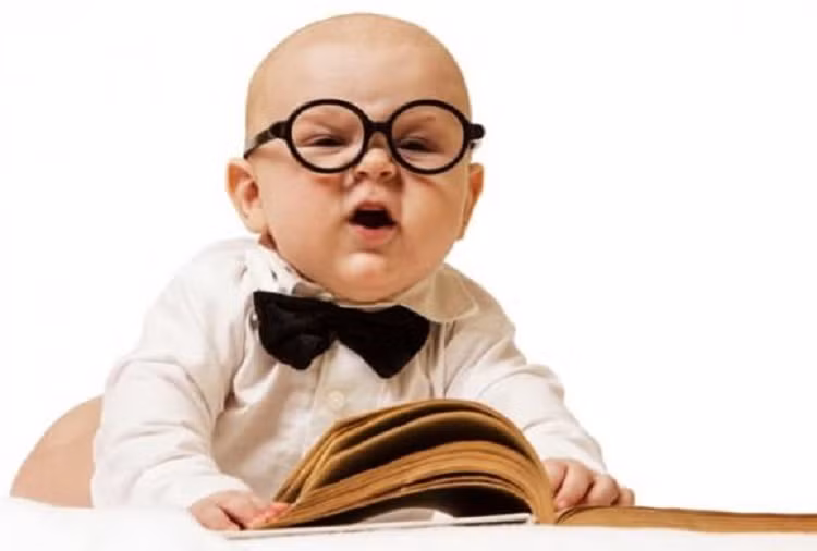 Tướng trẻ thông minh: Nếu bé nhà bạn sở hữu đặc điểm nào sau đây Tuong tre thong minh: Neu be nha ban so huu dac diem nao sau day