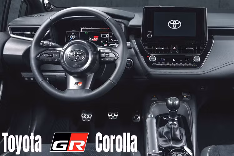 Giá xe Toyota GR Corolla 2023 tại Canada bắt đầu 45.490 CAD, tương đương 822 triệu đồng và phiên bản Toyota GR Corolla Morizo Edition có giá cao hơn 8.500 CAD, tức được bán ra thị trường với giá khởi điểm chỉ 53.990 CAD, khoảng 976 triệu đồng.