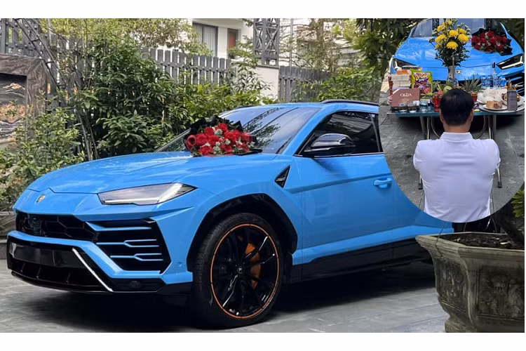 Mới đây nhất, một công ty nhập khẩu tư nhân ở Hà Nội đã chia sẻ việc tìm thấy chủ nhân mới cho một chiếc siêu SUV Lamborghini Urus mà mình từng mua lại của 1 người chơi xe ở Cần Thơ cách đây 3 tháng, đáng quan tâm hơn vị khách hàng này không phải các thanh niên thích tốc độ mà của một "ông chú" đã ở độ tuổi 60.