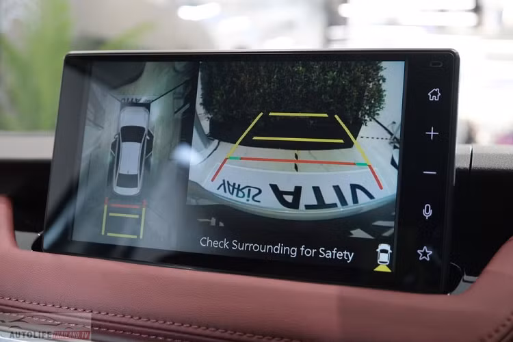 Chưa hết, Toyota Vios 2023 bản Premium Luxury cao cấp này còn "đáng đồng tiền" nhờ hệ thống an toàn cải tiến vượt bậc so với thế hệ cũ.