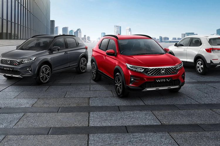 Tại thị trường Indonesia, giá xe Honda WR-V 2023 có mức bán ra dao động từ 271,9 - 309,9 triệu Rupiah (khoảng 416 - 474 triệu đồng). Vào năm sau, mẫu SUV hạng A này sẽ được xuất khẩu sang các thị trường khác nhưng chưa rõ có đến Việt Nam hay không.