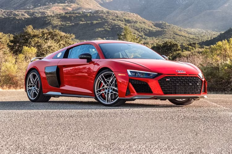 Top 10 mau xe the thao duoc tim kiem nhieu nhat 2022 tren Google