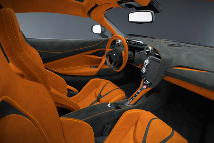 Phiên bản đặc biệt mới cũng có gói hiệu suất Performance Pack với lốp Pirelli Corsa. Ngoài ra, khách hàng có thể đặt mua thêm loạt tùy chọn khác bởi vì siêu xe McLaren 720S có khả năng cá nhân hóa vô hạn.