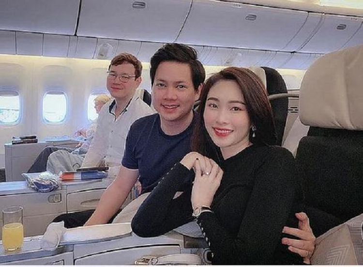 Em chong Hoa hau Dang Thu Thao da ket hon