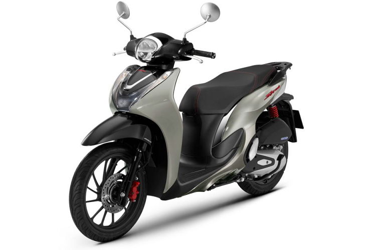 Thiết kế tổng thể nhỏ gọn đặc trưng hình chữ S với cụm đèn trước sở hữu đồng bộ công nghệ LED hiện đại, điểm xuyết lấp lánh như một dải trang sức cũng là điểm nhấn tạo nên phong cách đặc trưng của Sh mode