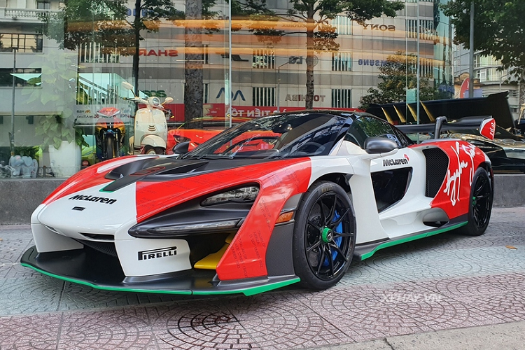 So với chiếc McLaren Senna triệu đô đầu tiên đang thuộc sở hữu của doanh nhân Hoàng Kim Khánh, chiếc này có rất nhiều điểm khác biệt.