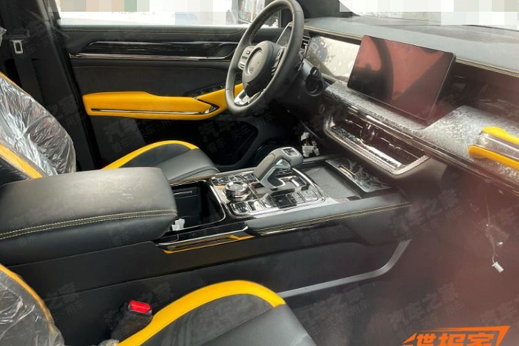 Chưa rõ ở phiên bản mới, Great Wall Cannon có thay đổi kích thước hay không. Trong khi đó, phiên bản cũ của xe sở hữu chiều dài 5.410 mm, chiều rộng 1.934 mm, chiều cao 1.886 mm và chiều dài cơ sở 3.230 mm. Với kích thước này, Great Wall Cannon nếu ra mắt Việt Nam cũng sẽ cạnh tranh với Ford Ranger, Toyota Hilux và Mitsubishi Triton.