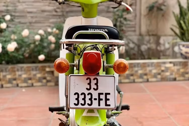 Mua xe được một tháng thì anh Tú bán chiếc xe này cho một “tay chơi xe” số đẹp ở ở Pleiku, Gia Lai với giá 23.333.333 đồng. Sau đó, anh tiếp tục theo đuổi đam mê của mình, sưu tầm thêm nhiều mẫu cub biển đẹp khác.